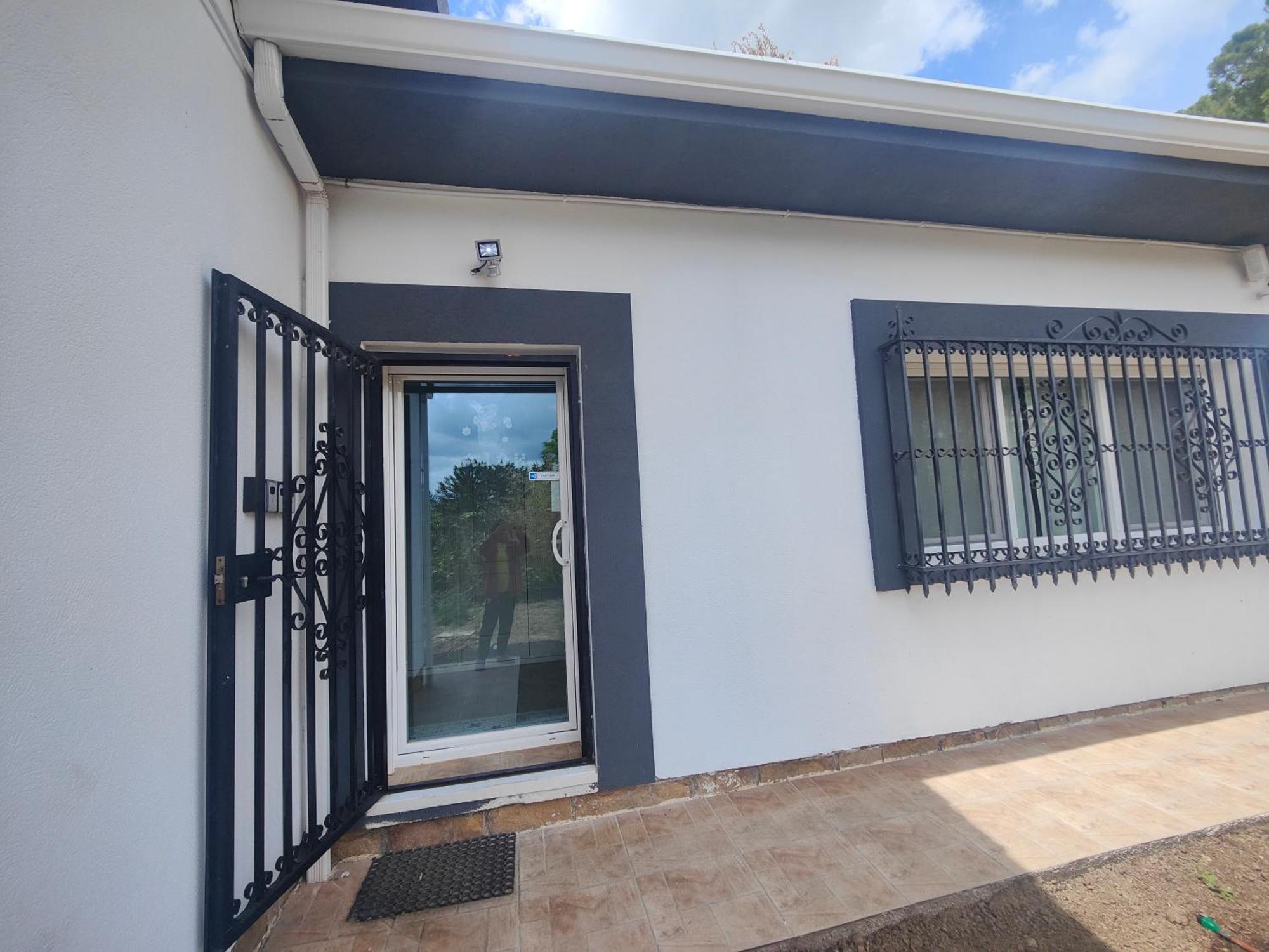 Chalet Con Piscina Y Jacuzzi En Madrid Alquila Habitaciones Algete Εξωτερικό φωτογραφία