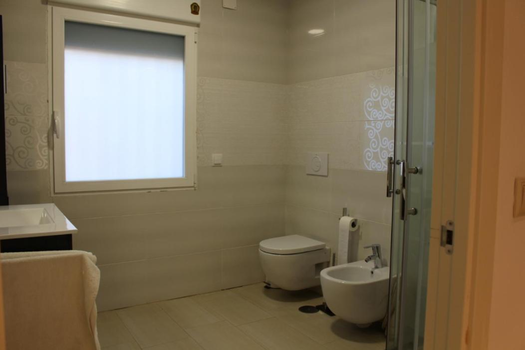 Chalet Con Piscina Y Jacuzzi En Madrid Alquila Habitaciones Algete Εξωτερικό φωτογραφία